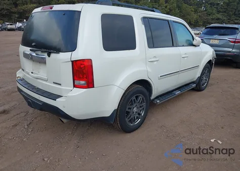 2015 Honda Pilot Touring z USA, uszkodzony, nr VIN 5FNYF3H92FB013641